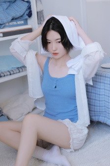 无人区卡一卡二卡三芒果视频