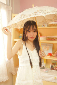 新任女教师剧场版详情介绍